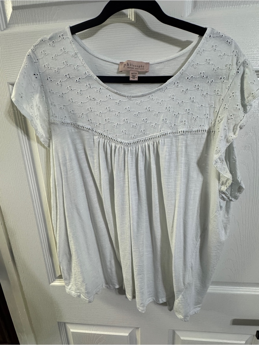 Philosophy Cream Eyelet Yoke Short Sleeve Blouse